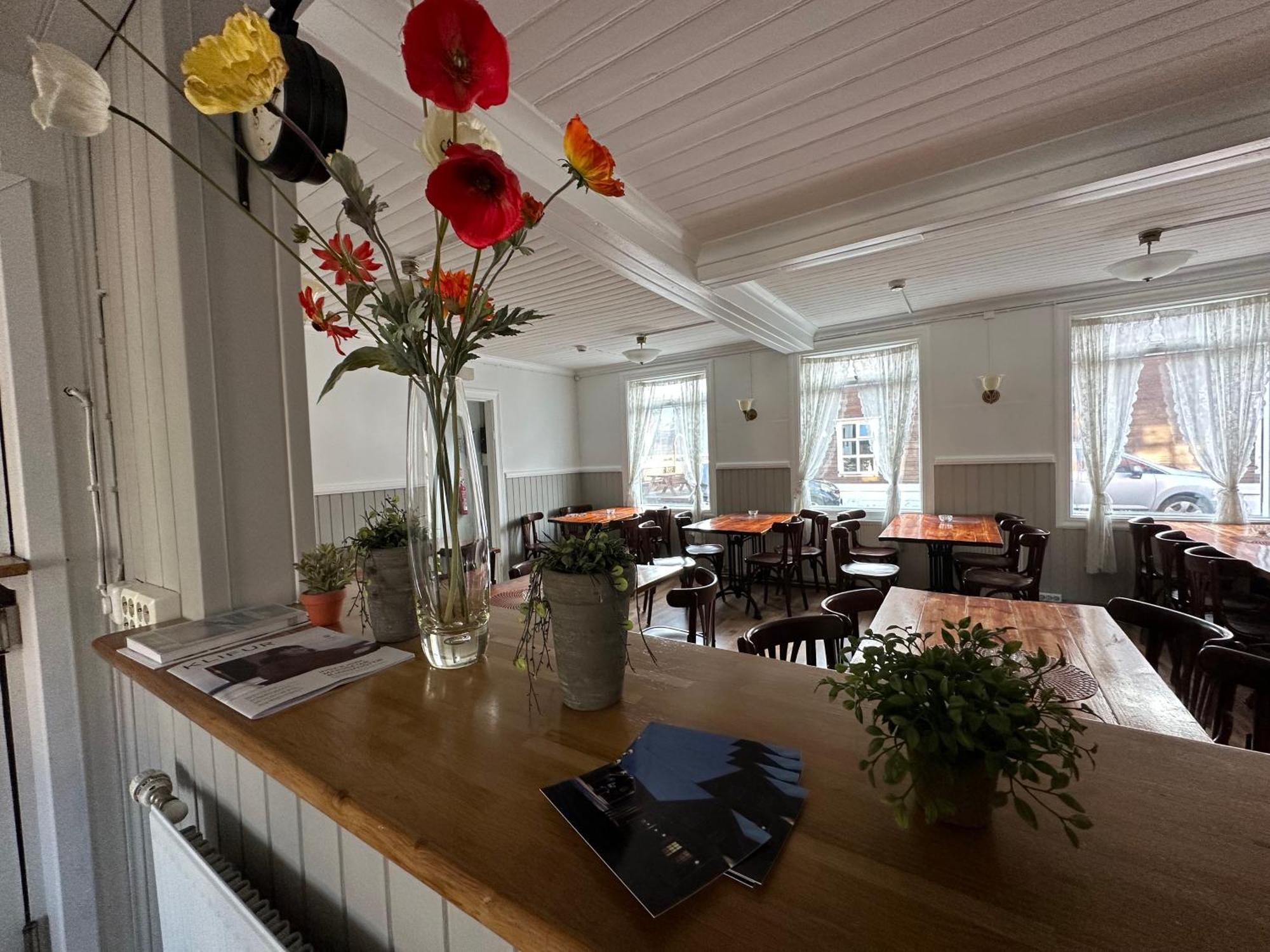 Taergesen Guesthouse Reydarfjordur エクステリア 写真